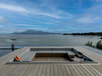 太良嶽温泉 蟹御殿 | 特注の屋外ソファクッションを納品