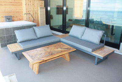 テラスソファ用のクッションを納品