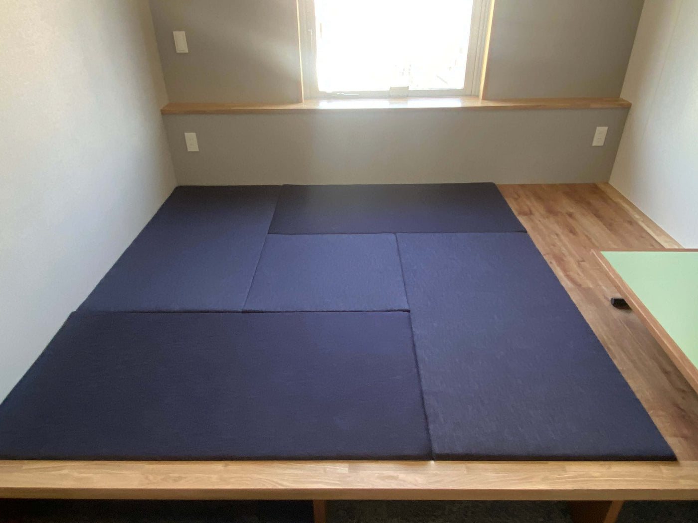 デニム畳＆エキストラベッドを納品