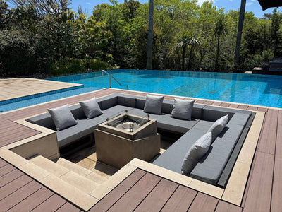 ロイヤルスイートヴィラ | テラス用特注クッションを納品