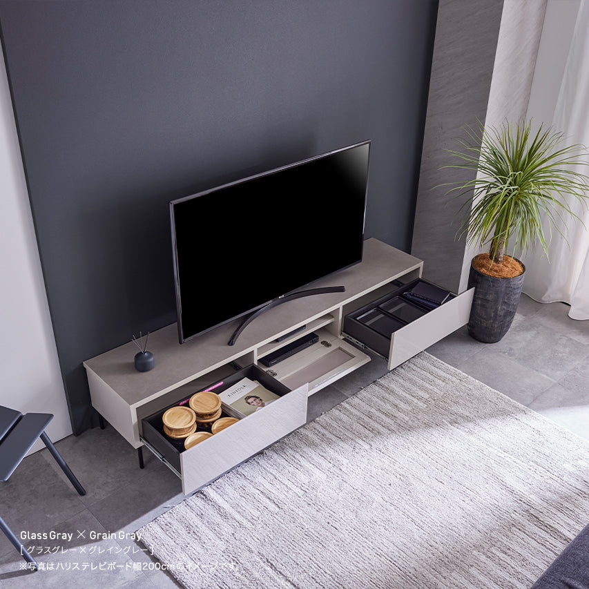 ジャパンディを作る収納｜大川家具 ハリス テレビ台｜前面ガラス・上質