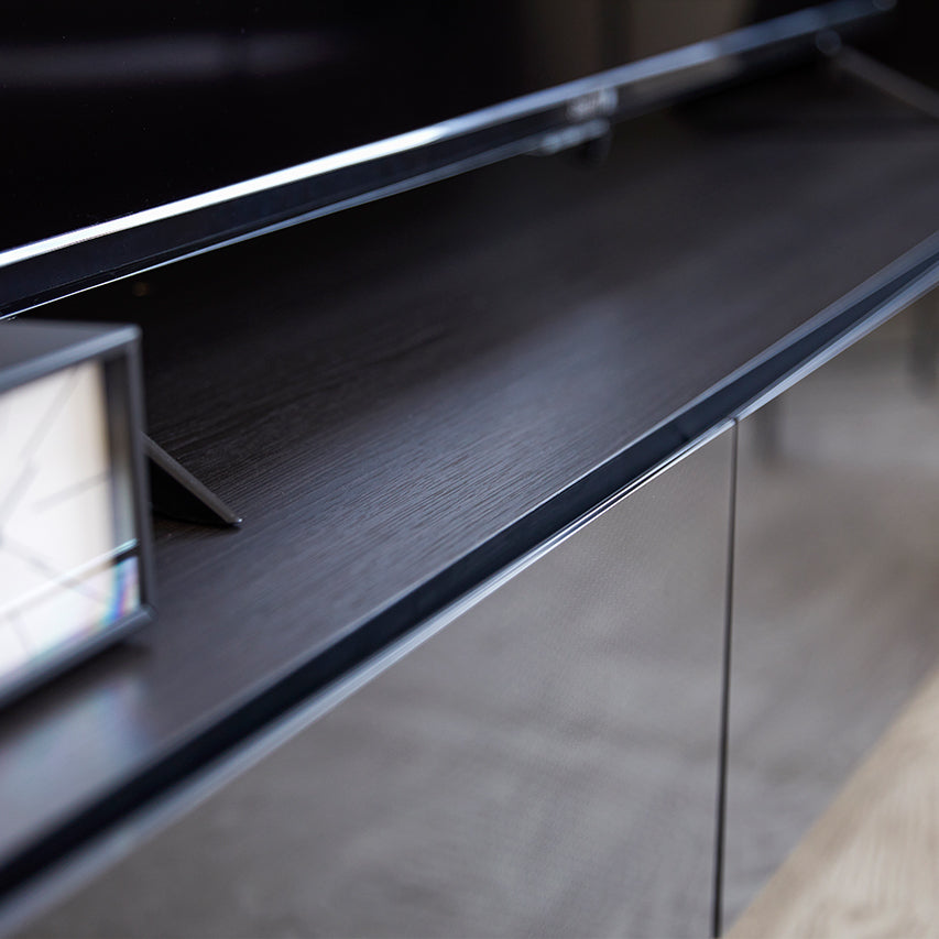 大川家具｜モーブル テレビ台 180cm｜ガラス 木目調【扉を閉めたまま