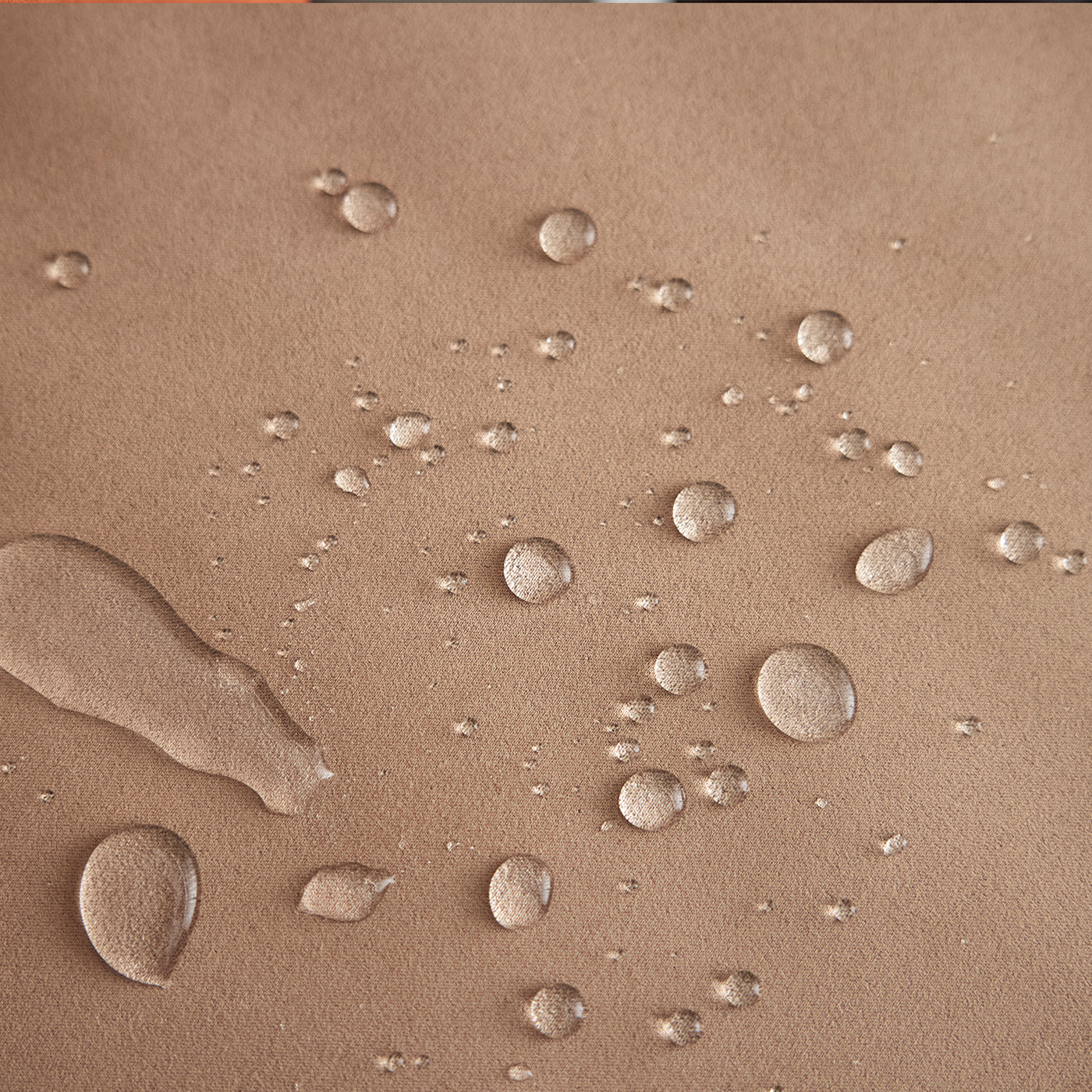 テキスタイルプロテクターWプラス 400ml｜水性で約6ヶ月持続！ソファのための撥水スプレー