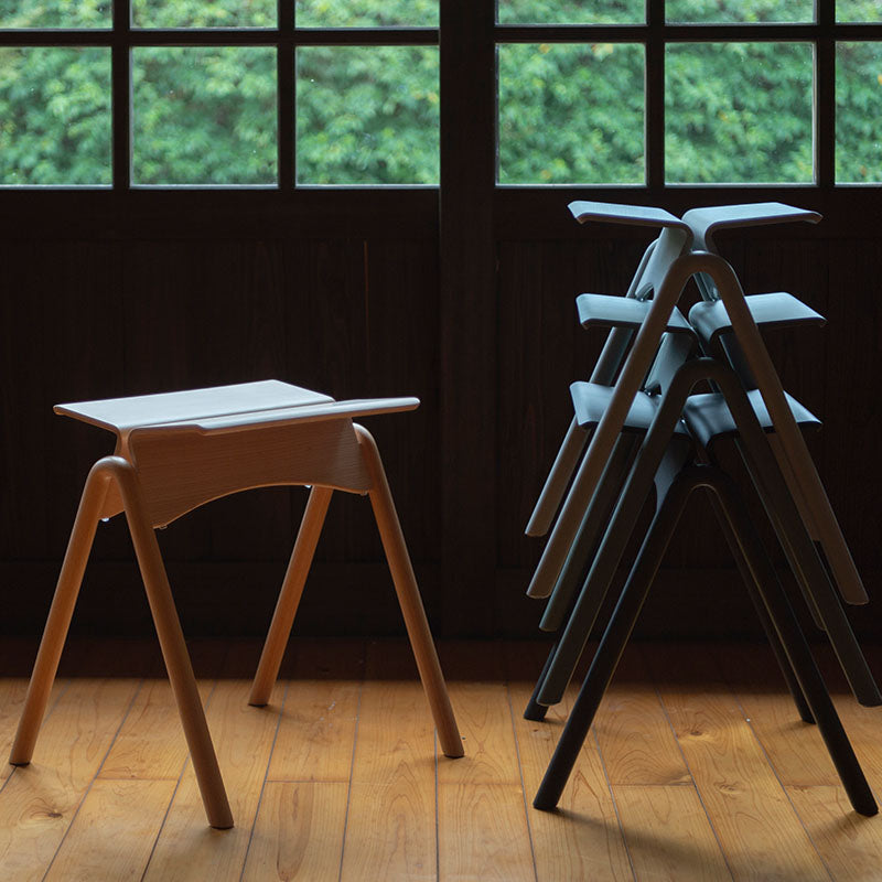 IKASAS イカサ スタッキング チェア 椅子 腰掛け 天然木 木製 完成品 45cm 軽量 シンプル コンパクト 宅配便 KAMOME STOOL カモメ スツール